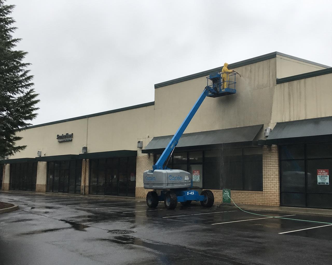 Commercial Partnerships